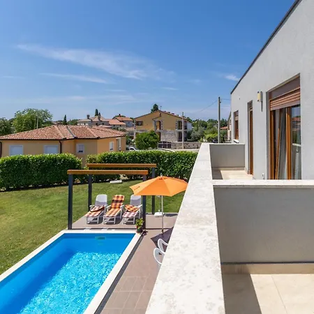 House Irina F - Pool Private *