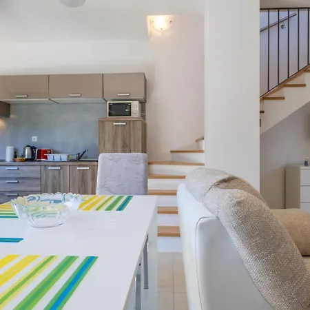 House Irina F - Pool Private Porec