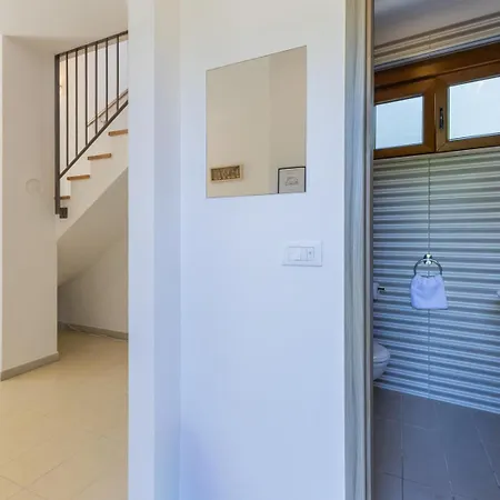 House Irina F - Pool Private Holiday home