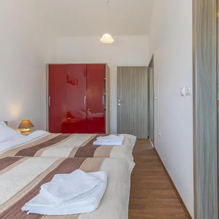 House Irina F - Pool Private Porec