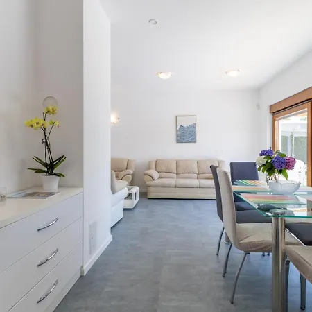 Feriehus House Irina F - Pool Private